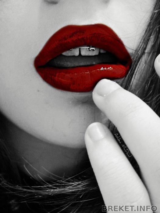 135_red_lips_by_simplethingsphotos-d2pvlkl.jpg
